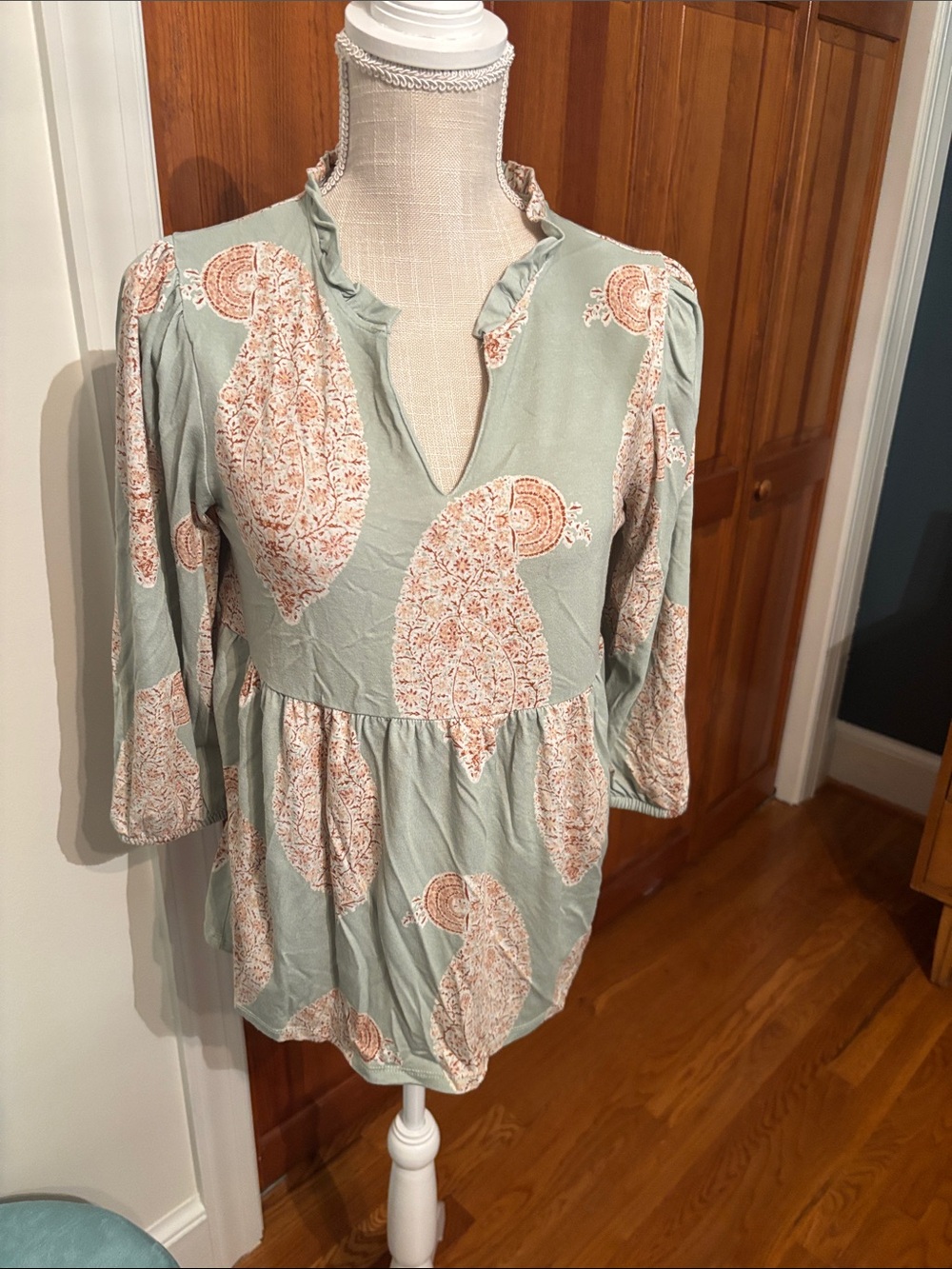 Wonderly Sage Paisley-Print Tunic